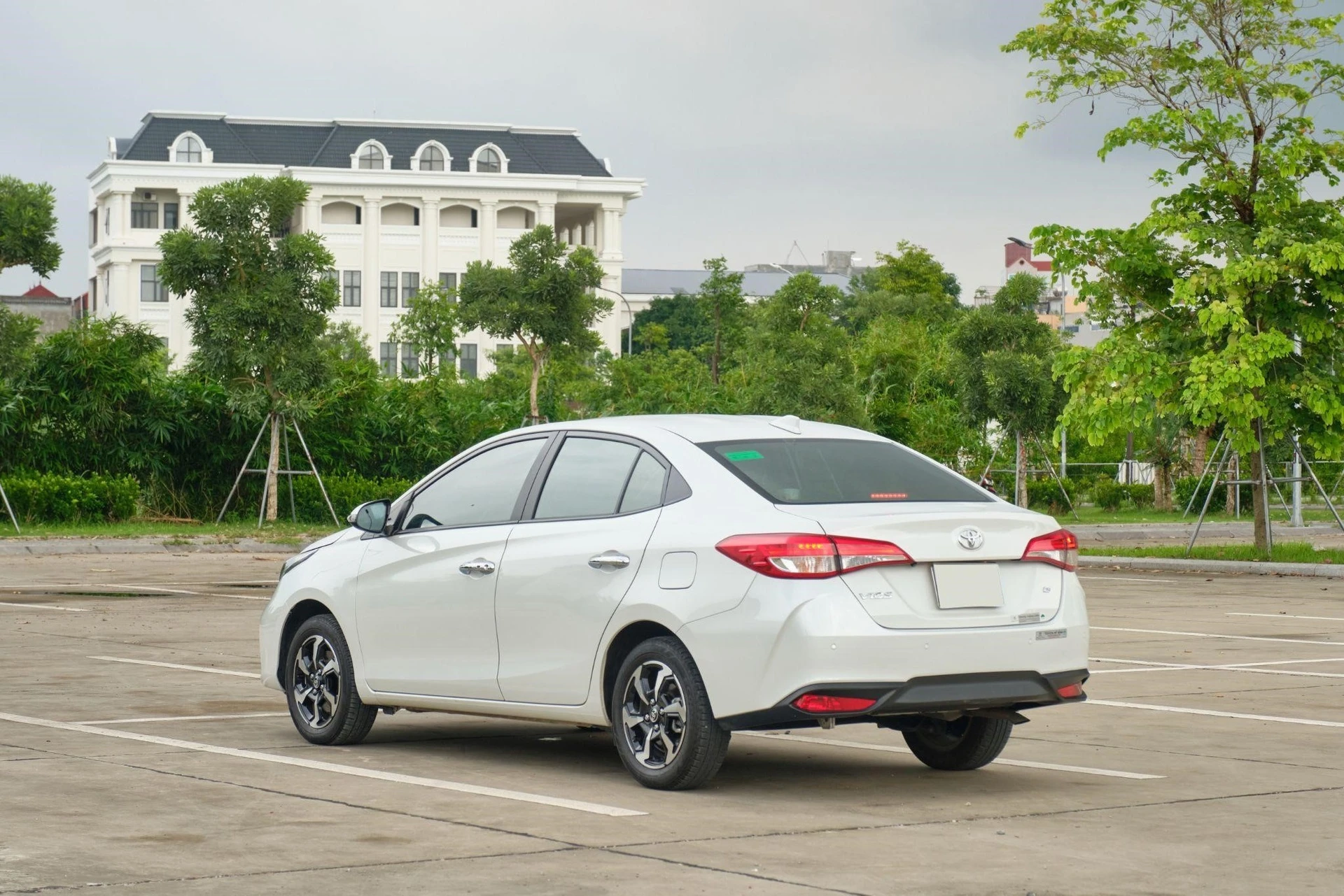 TOYOTA VIOS - VỮNG CHẮC VỊ TRÍ 