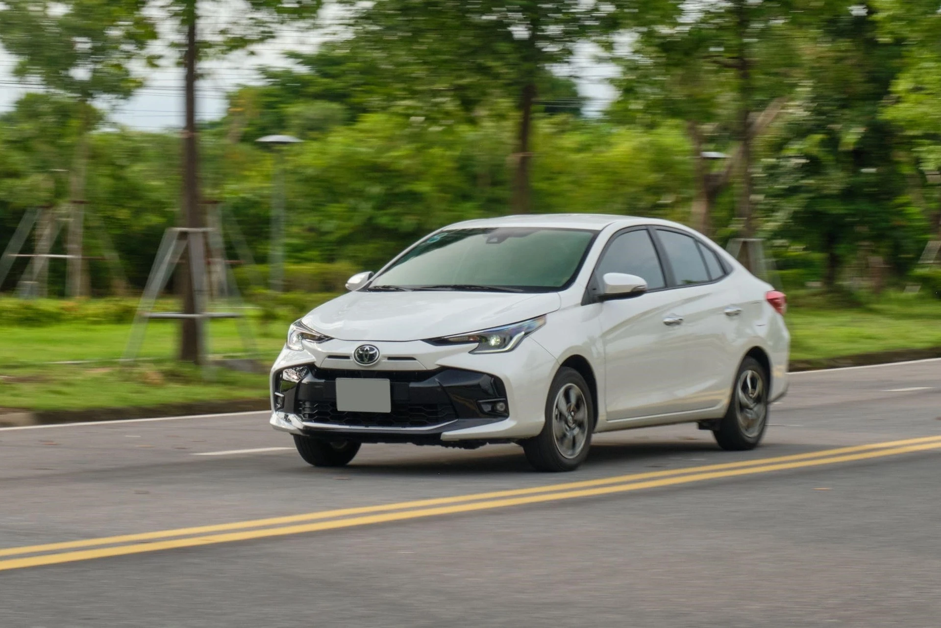 TOYOTA VIOS - VỮNG CHẮC VỊ TRÍ 