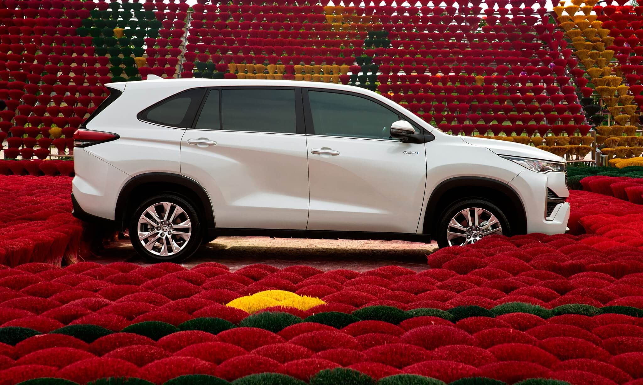 LÀm ChỦ “vÁn CỜ” Chi PhÍ VỚi Innova Cross Hybrid