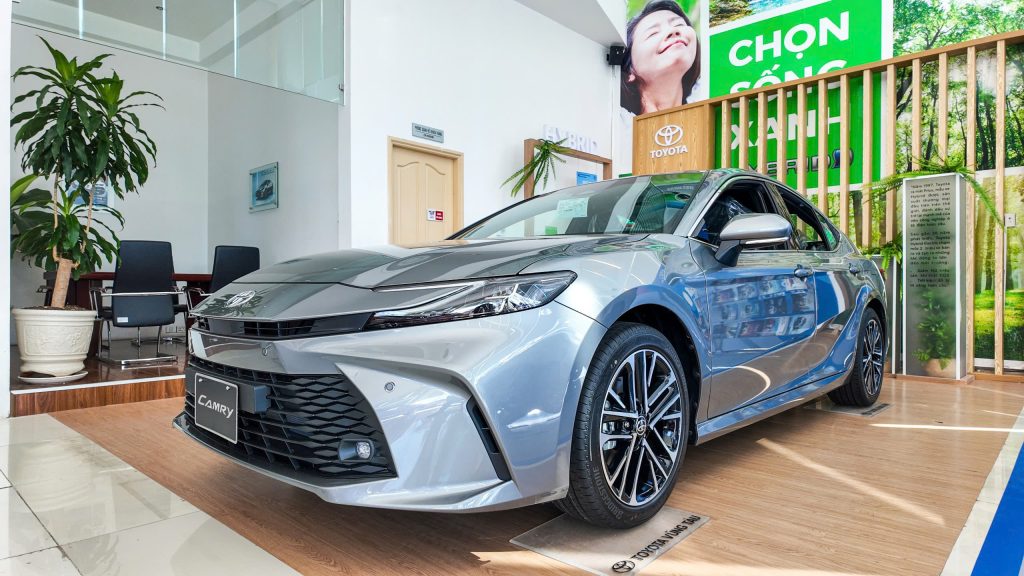 Đánh Giá Camry 2.0q Direct Shift Cvt
