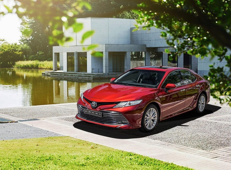 Toyota Camry 2026: Giá Xe, Thông Số, Khuyến Mại & Lăn Bánh Mới Nhất