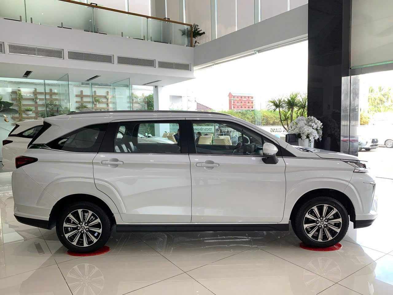 Hình ảnh thực tế Veloz Cross - D-CVT