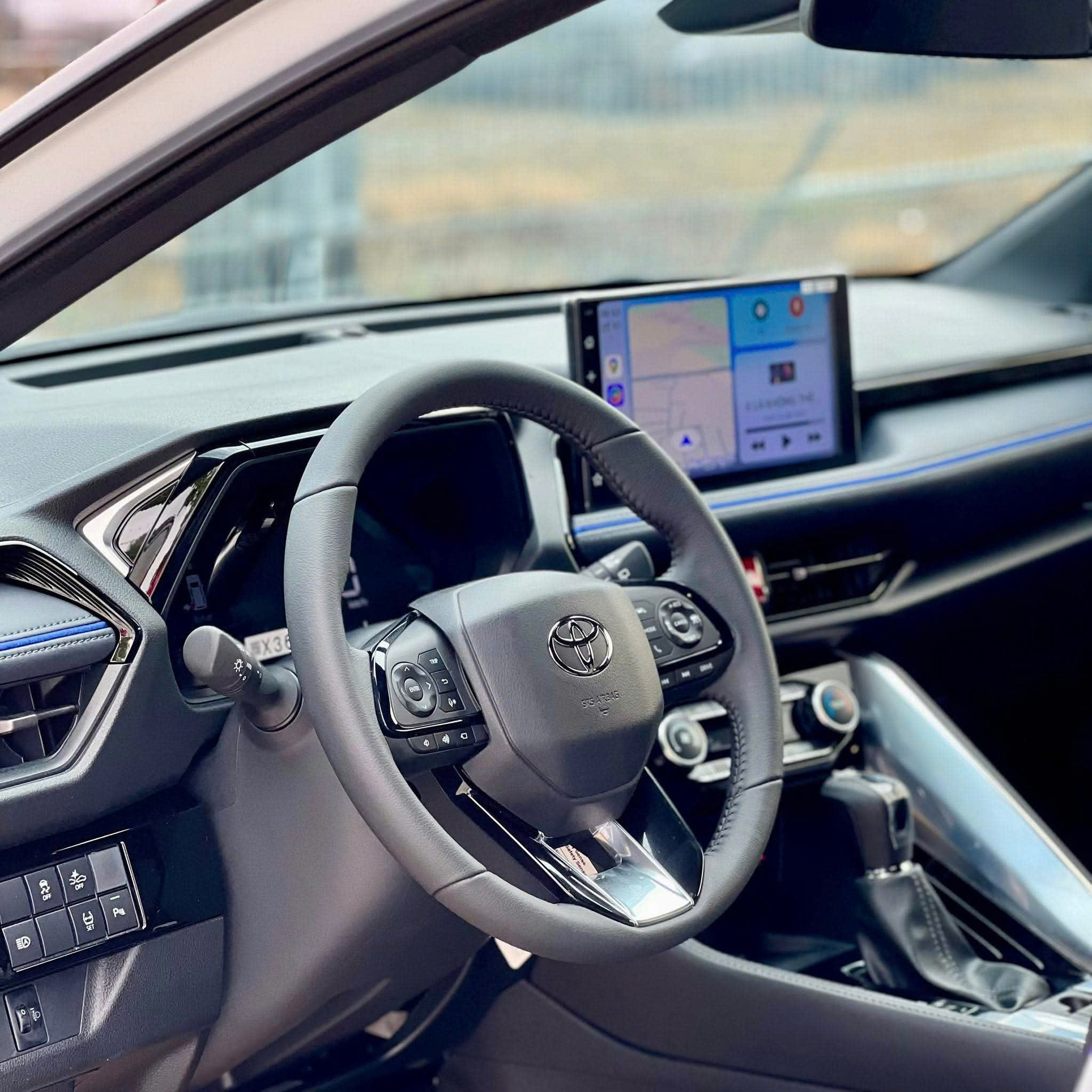 Đánh Giá Yaris Cross V: Suv Máy Xăng 2026
