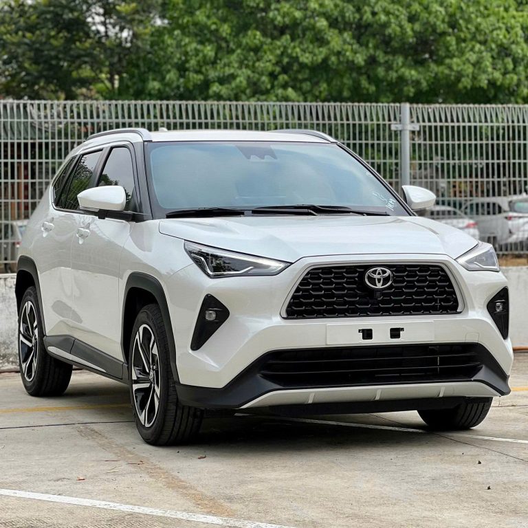 Yaris Cross 2026: Giá Xe, Thông Số, Khuyến Mại & Lăn Bánh Mới Nhất