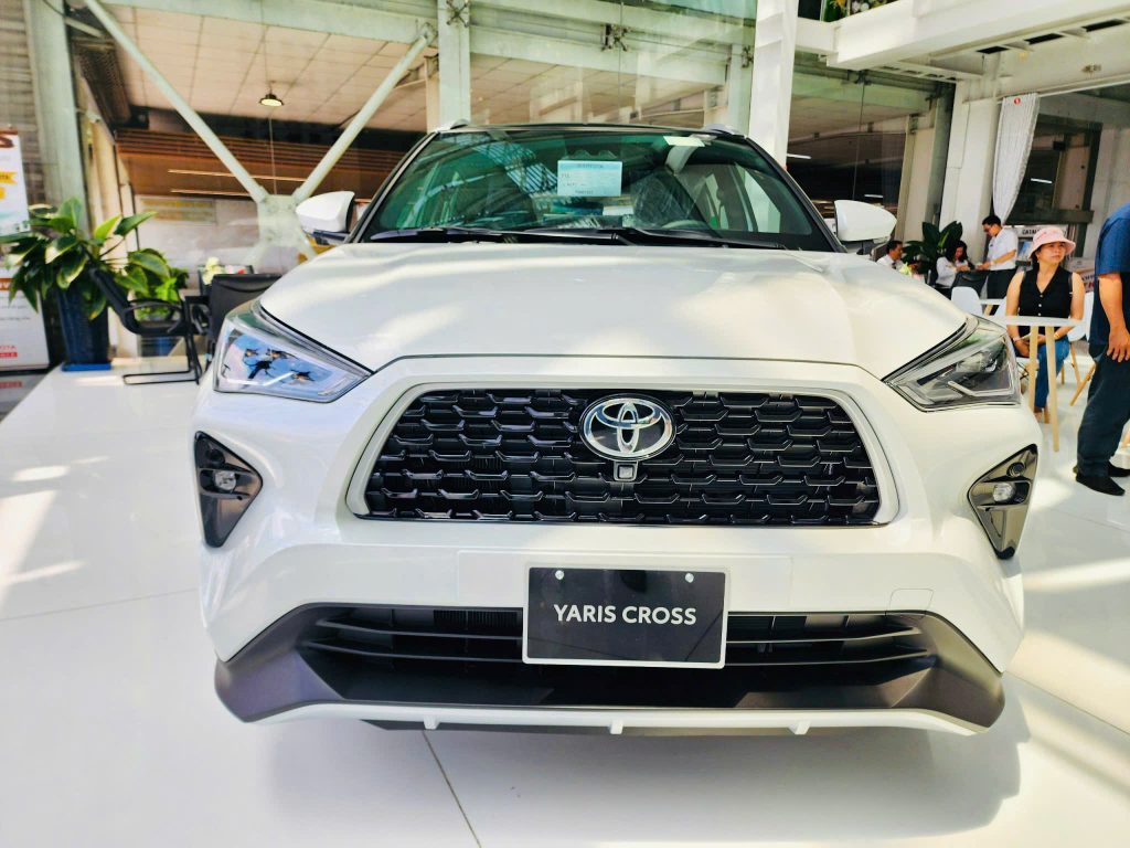 Ảnh Thực Tế Yaris Cross HEV - eCVT:
