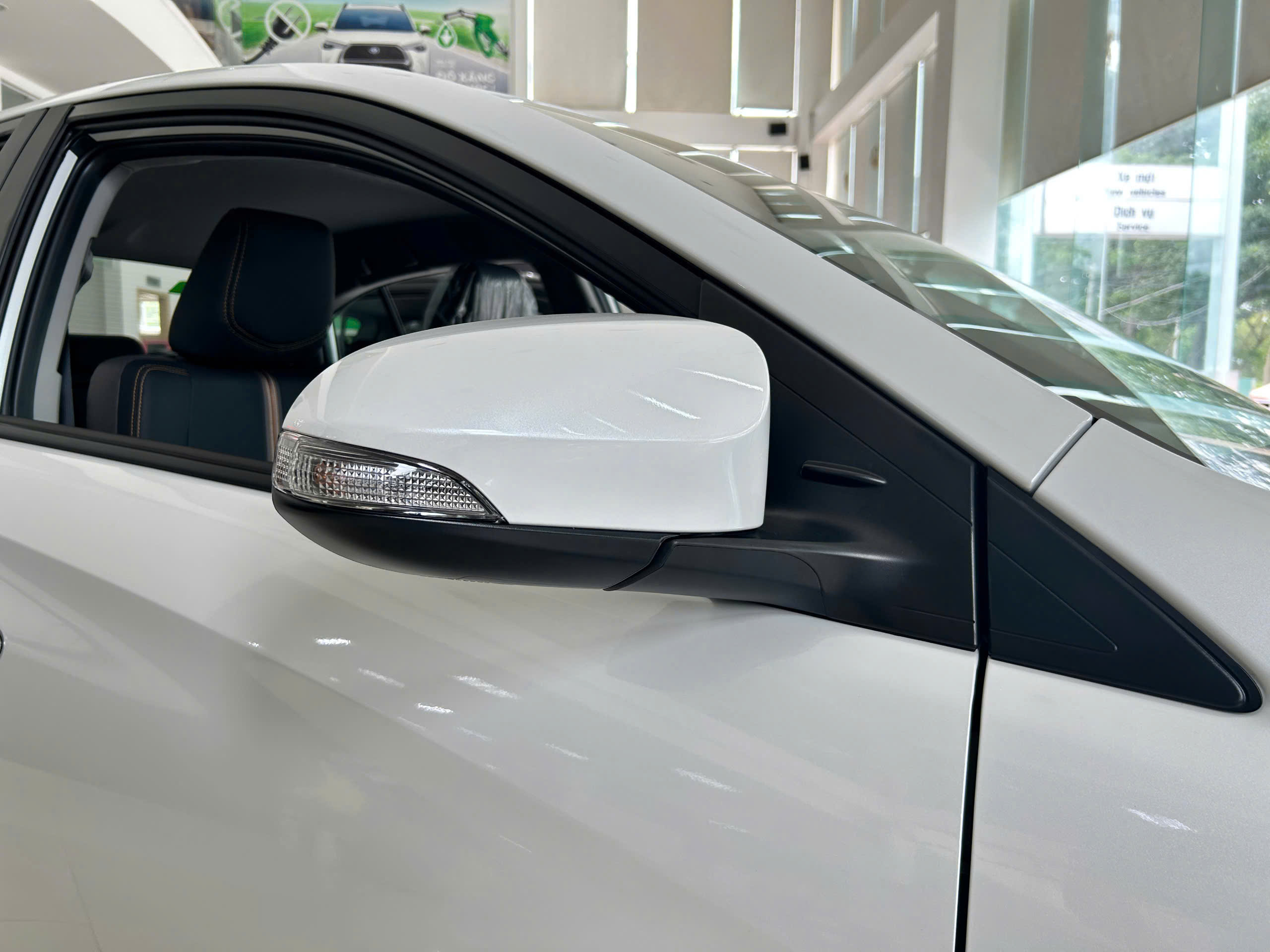 Hình Ảnh Vios E 5mt : Mẫu Xe Sedan 2026