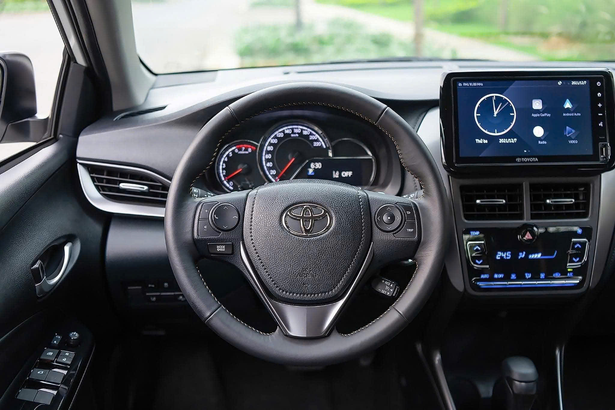 Hình Ảnh Vios E 5mt : Mẫu Xe Sedan 2026