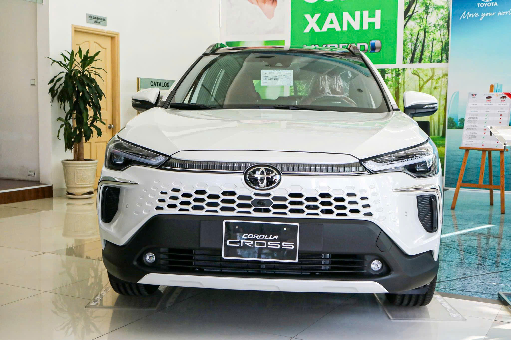 Corolla Cross 1.8v Cvt: Đánh Giá Thiết Kế, Vận Hành Và Trang Bị