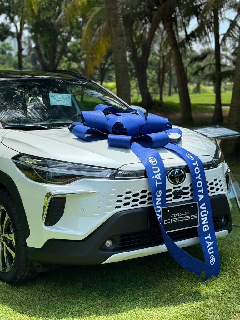Thực Tế Hình ảnh Corolla Cross Hev Ecvt