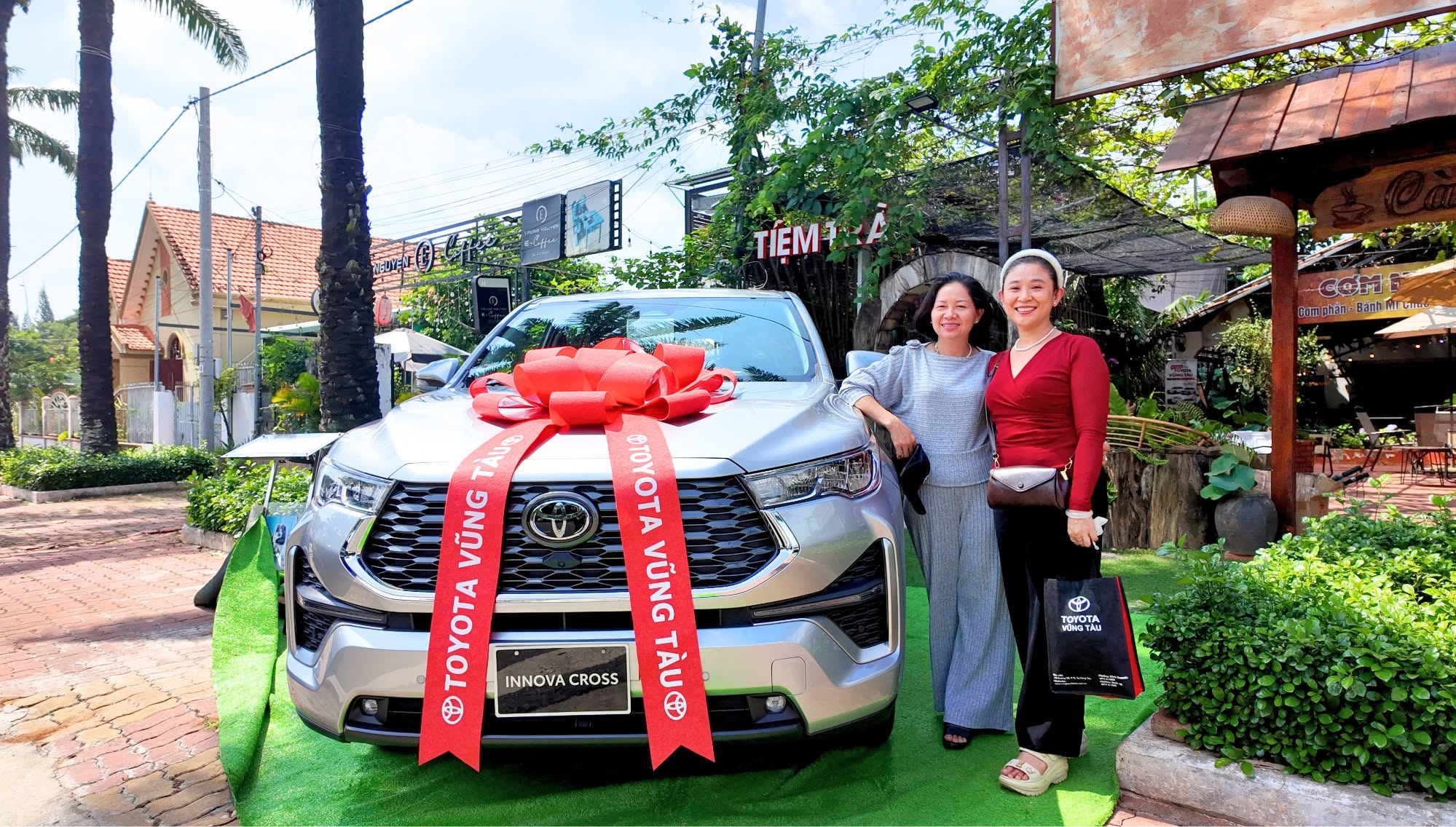 ToÀn CẢnh SỰ KiỆn LÁi ThỬ Xe Toyota TẠi NgÃi Giao