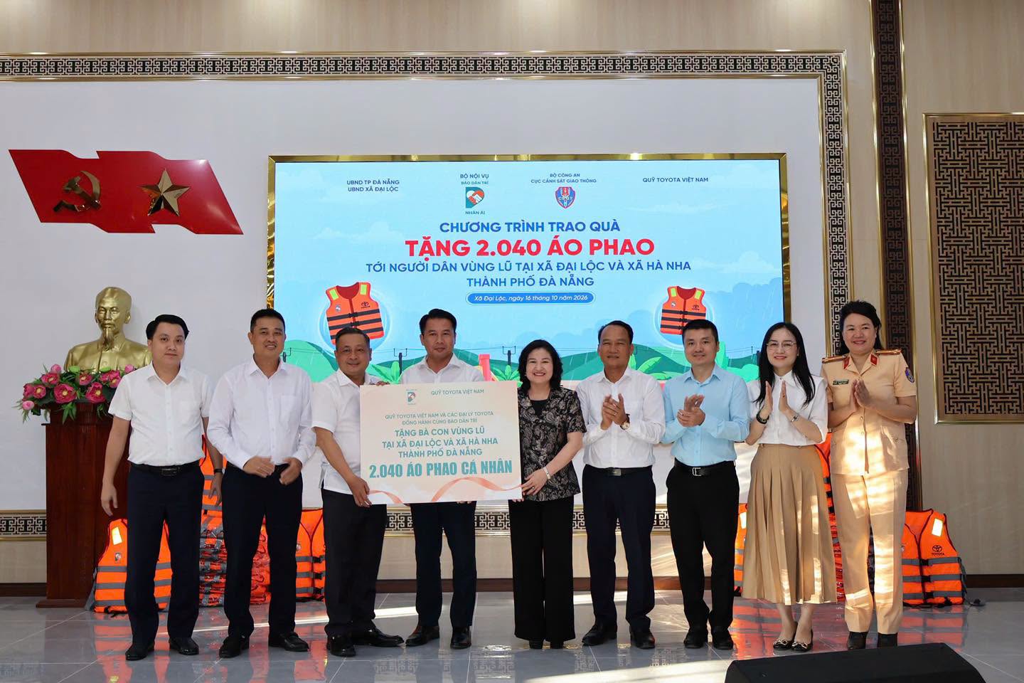 QuỸ Toyota ViỆt Nam Chung Tay VÌ An ToÀn CỘng ĐỒng MÙa MƯa LŨ