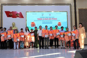 QuỸ Toyota ViỆt Nam Chung Tay VÌ An ToÀn CỘng ĐỒng MÙa MƯa LŨ